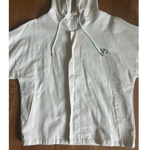NWT Zaful Embroidered Rose Hooded Jacket, 3/4 Sleeve, Lightweight, Tan, size XL - Picture 3 of 10
